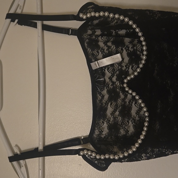 Stylish Black Lace Lingerie bustier with Garters – Size L - Picture 4 of 12